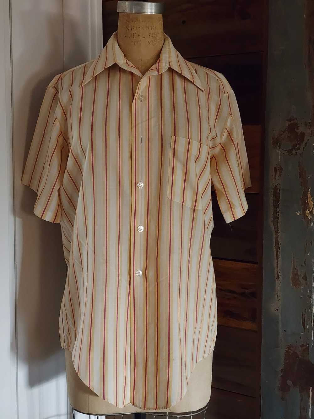 Vintage Cream Short-Sleeve Button-Down Shirt with Red & Yellow Stripes